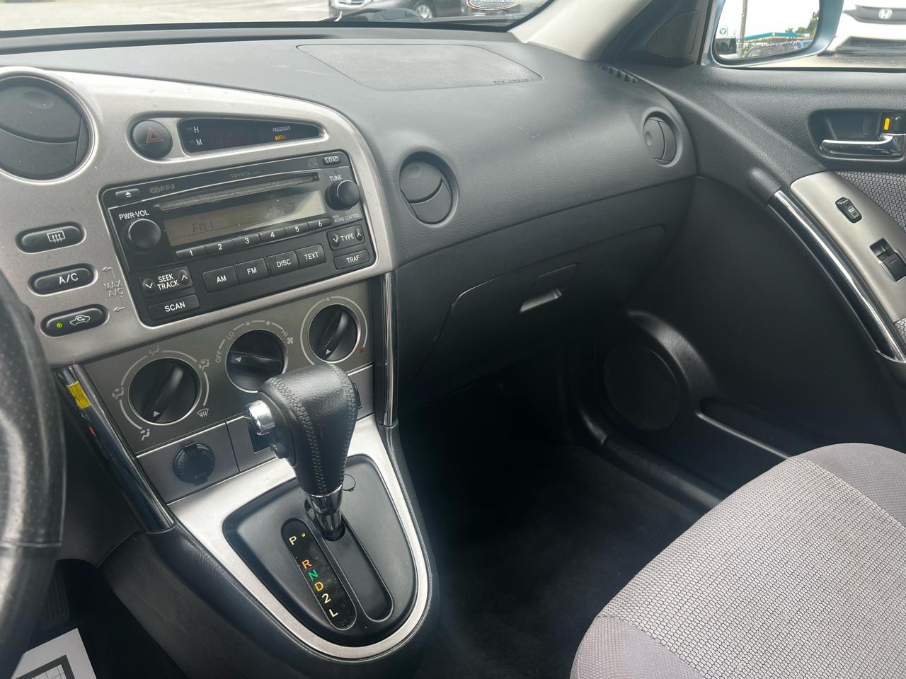 Toyota Matrix XR 2WD 2005