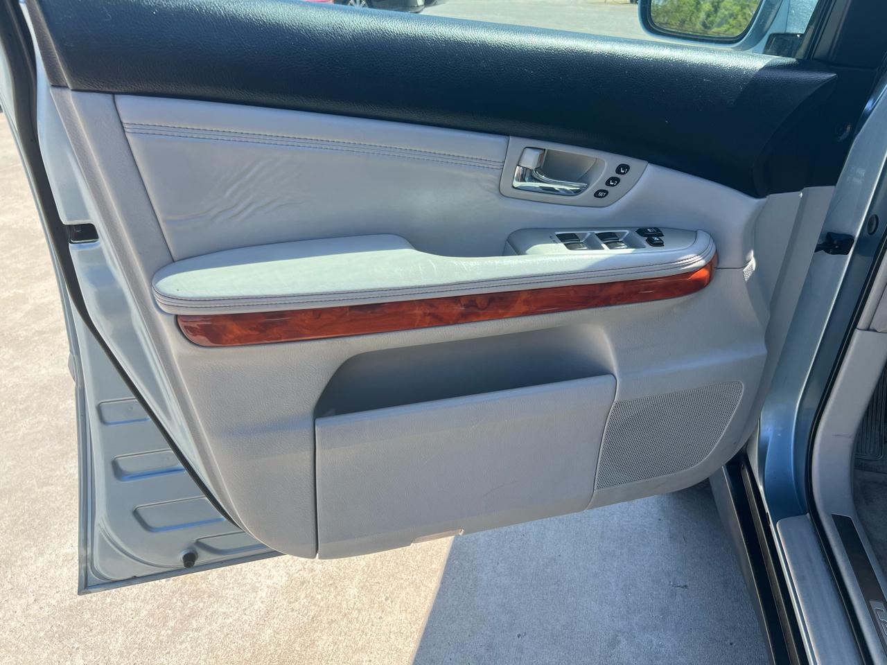 Lexus RX 330 FWD 2005
