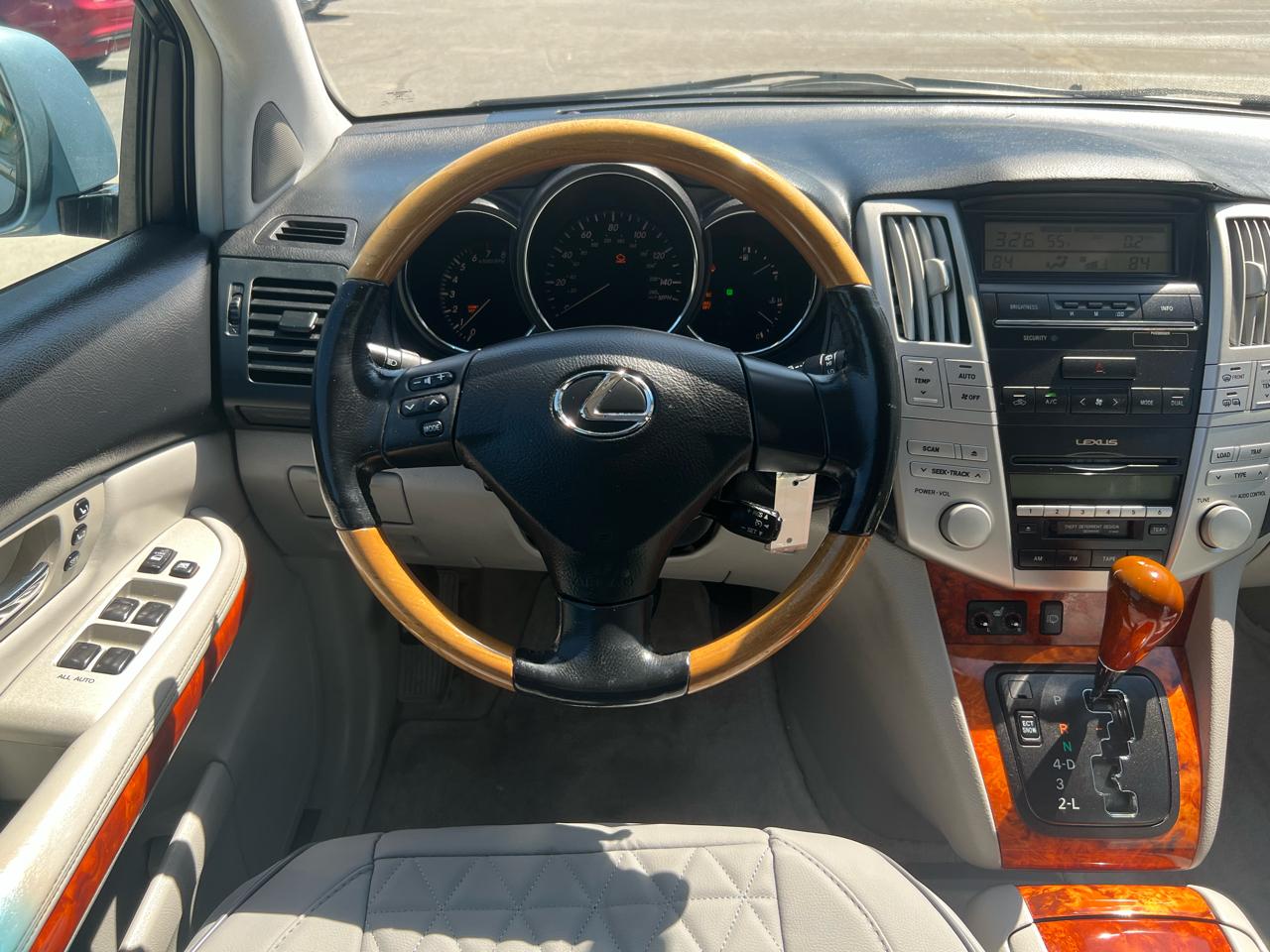 Lexus RX 330 FWD 2005