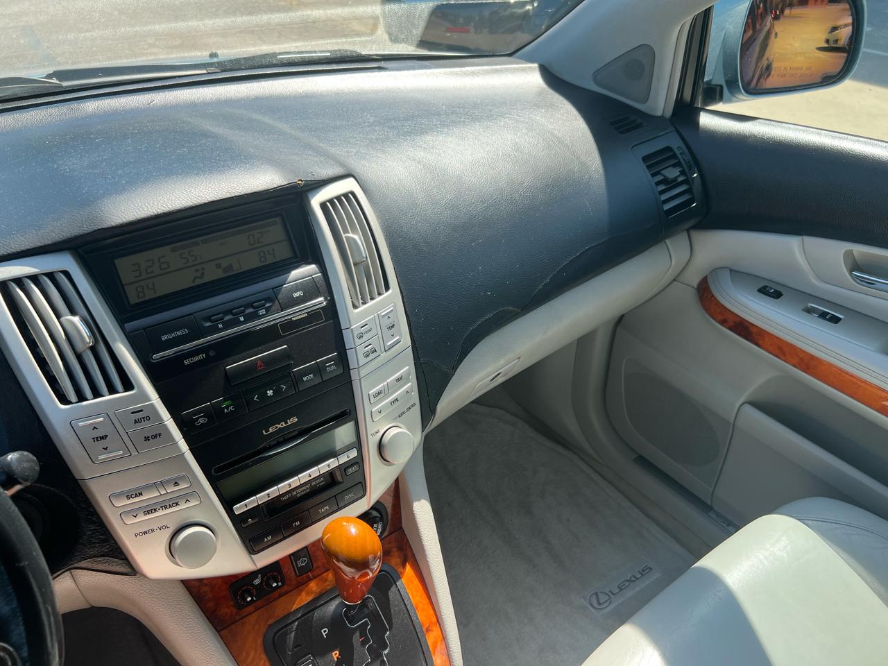 Lexus RX 330 FWD 2005