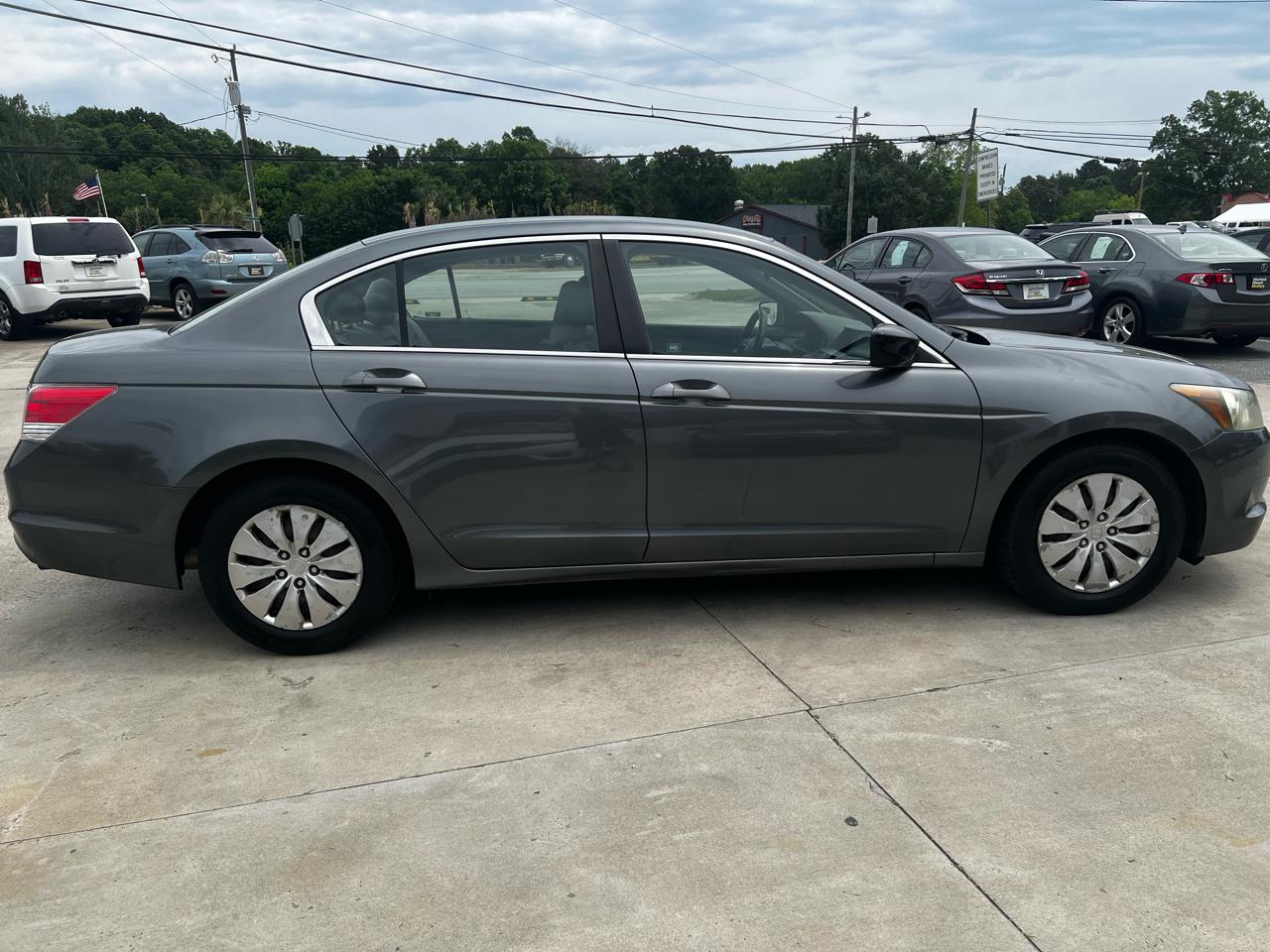 Honda Accord LX sedan AT 2009