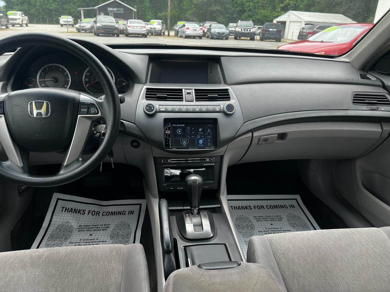Honda Accord LX sedan AT 2009