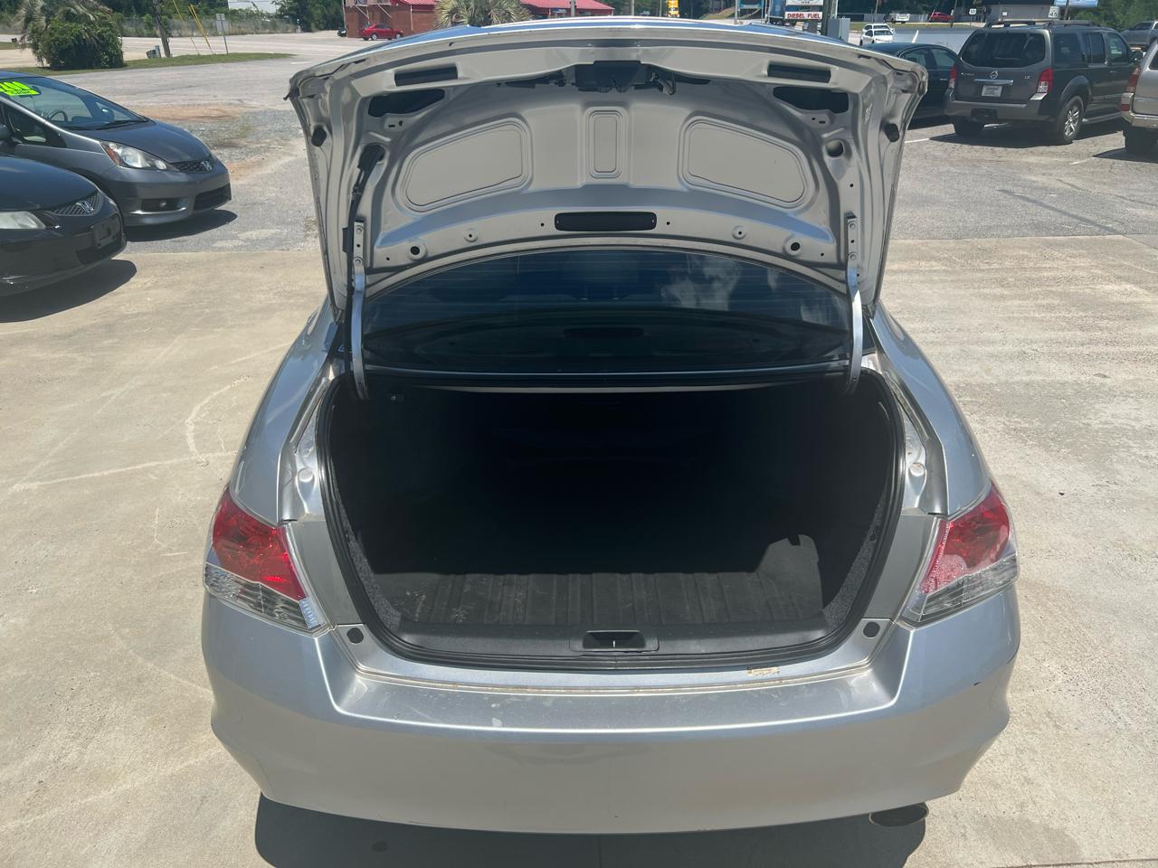 Honda Accord LX-P Sedan AT 2012