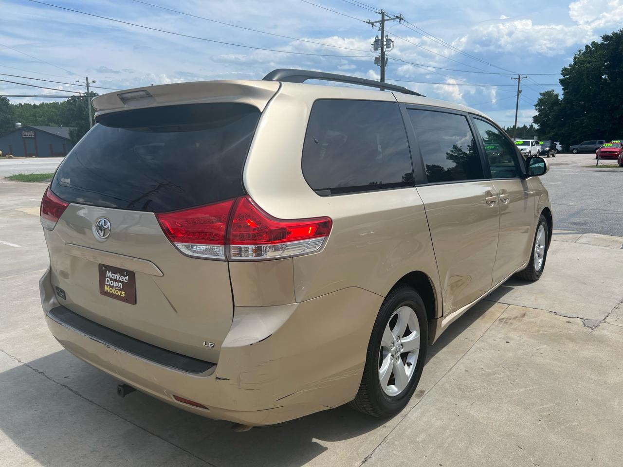 Toyota Sienna LE FWD 8-Passenger V6 2013