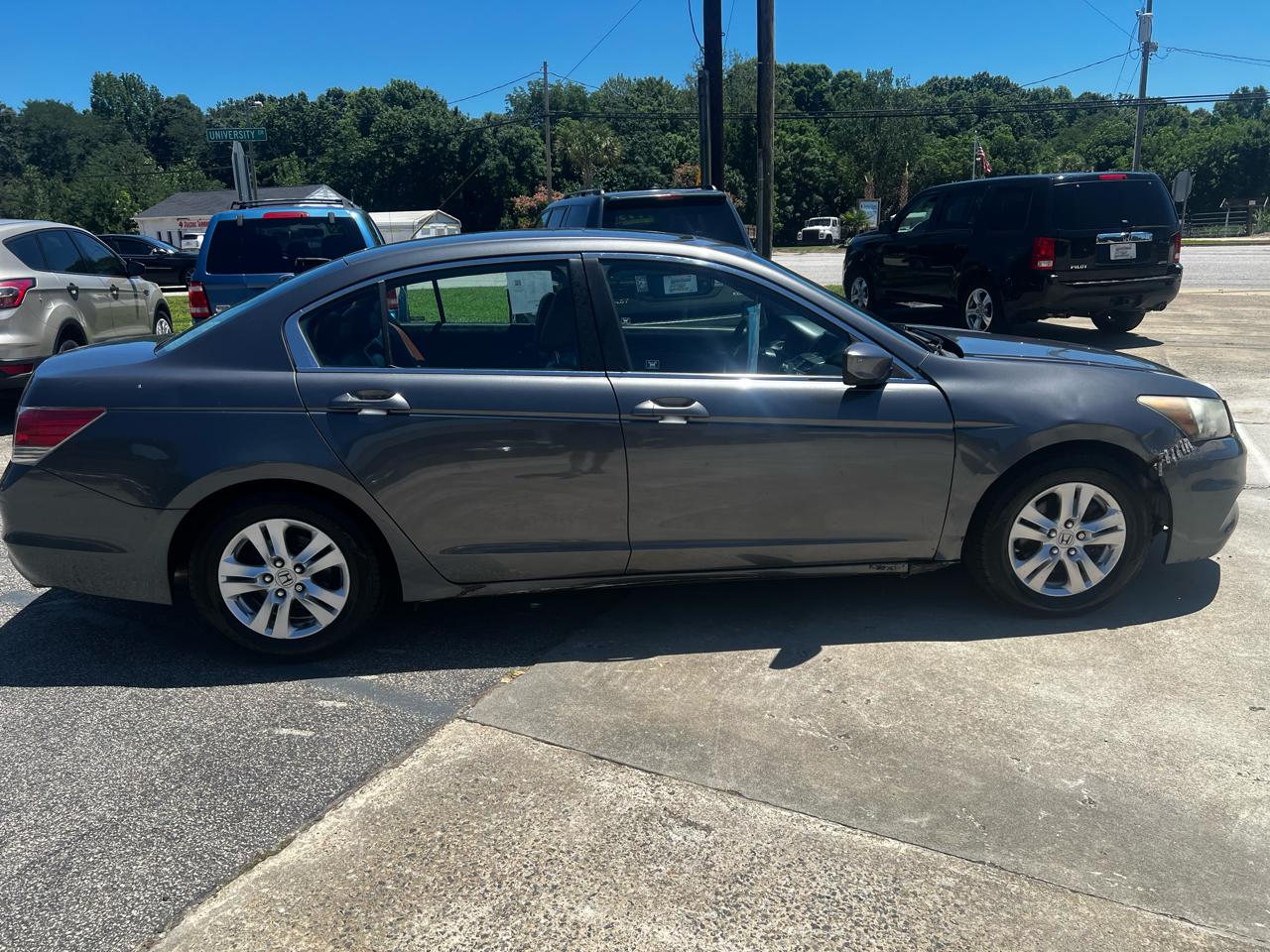 Honda Accord EX Sedan AT 2012