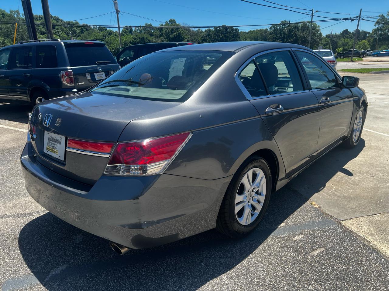 Honda Accord EX Sedan AT 2012