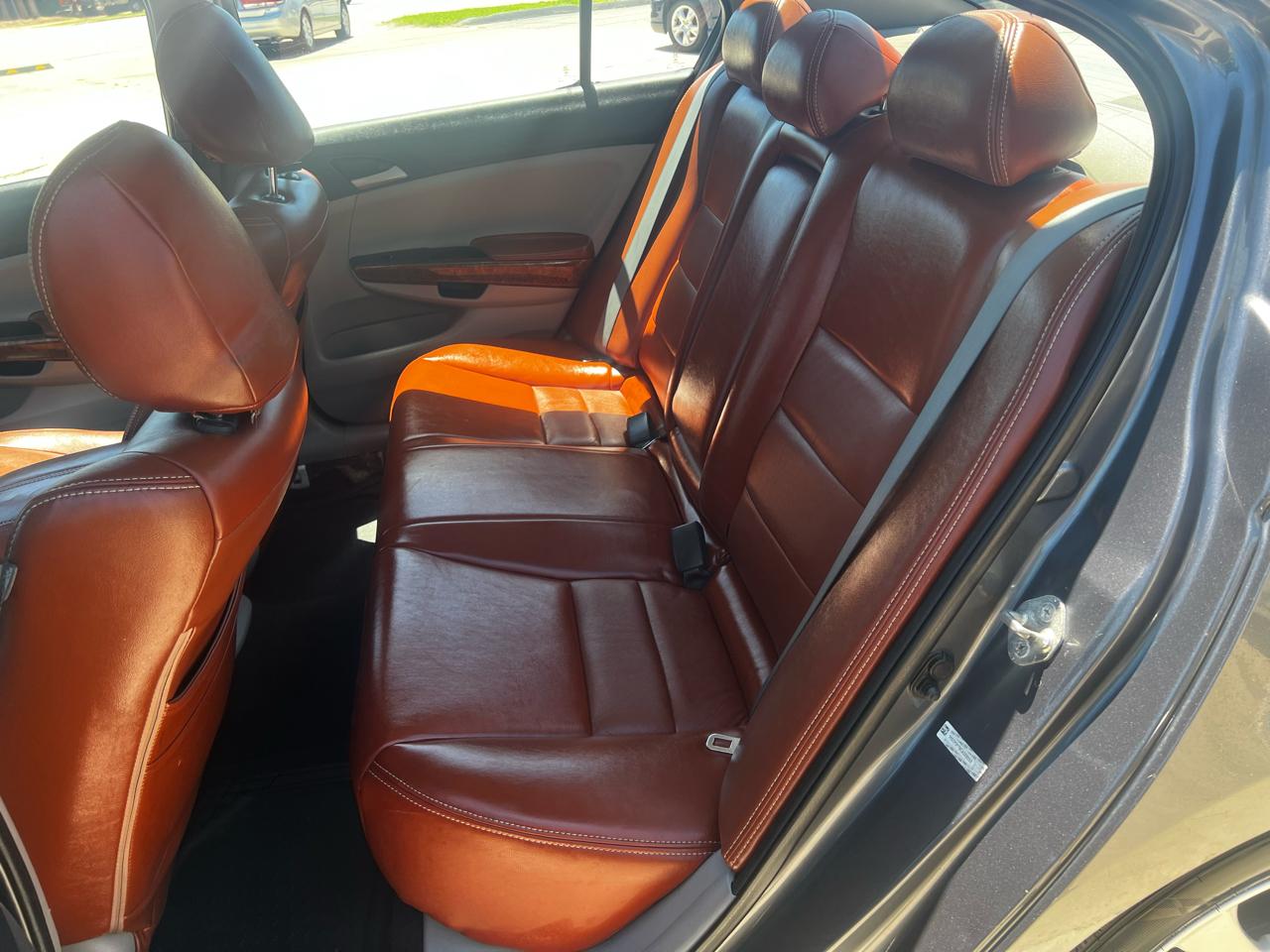 Honda Accord EX Sedan AT 2012