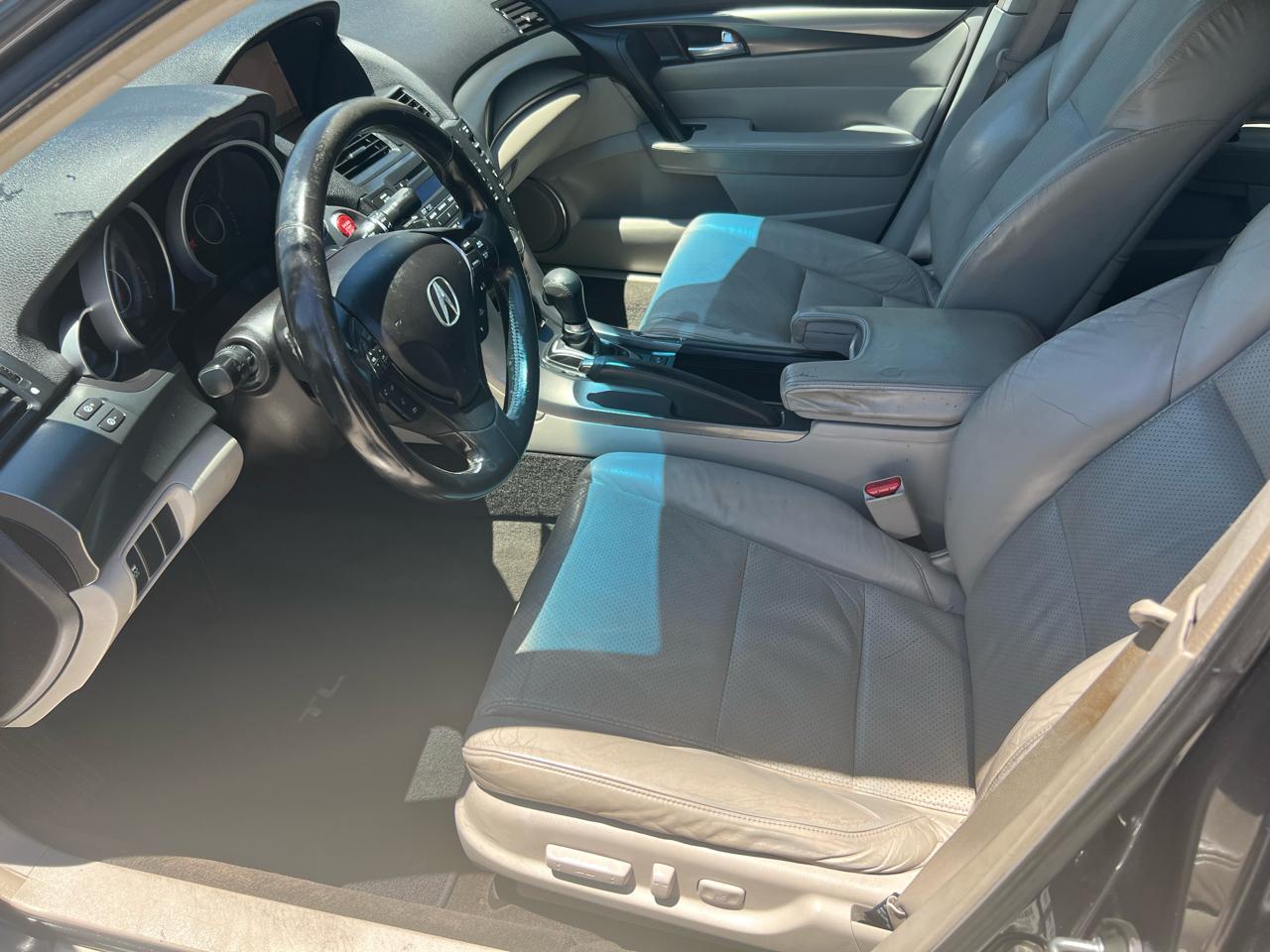 Acura TL 6-Speed AT with Tech Package 2012