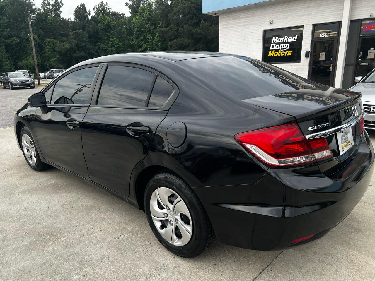 Honda Civic LX Sedan 5-Speed AT 2013