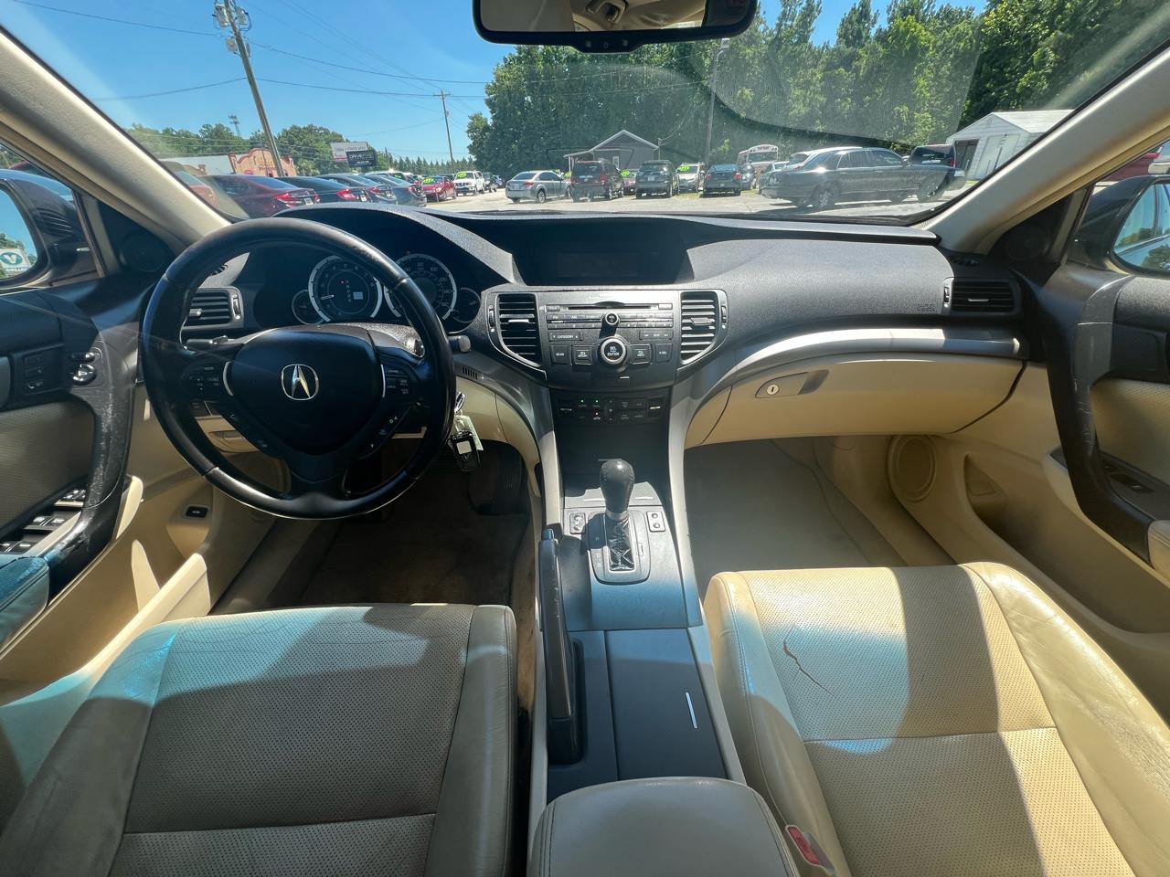 Acura TSX 5-Speed AT with Tech Package 2009