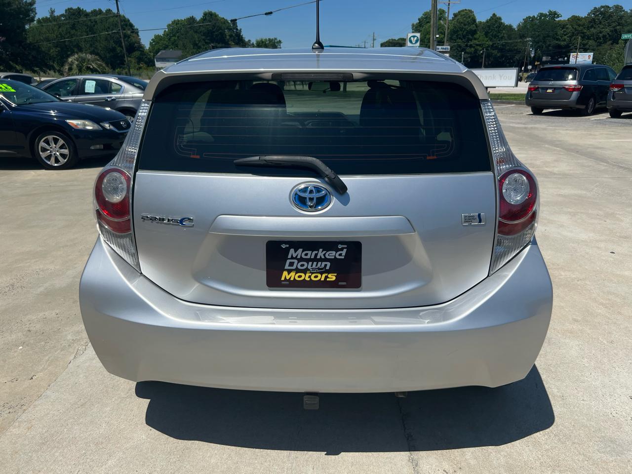 Toyota Prius c One 2013