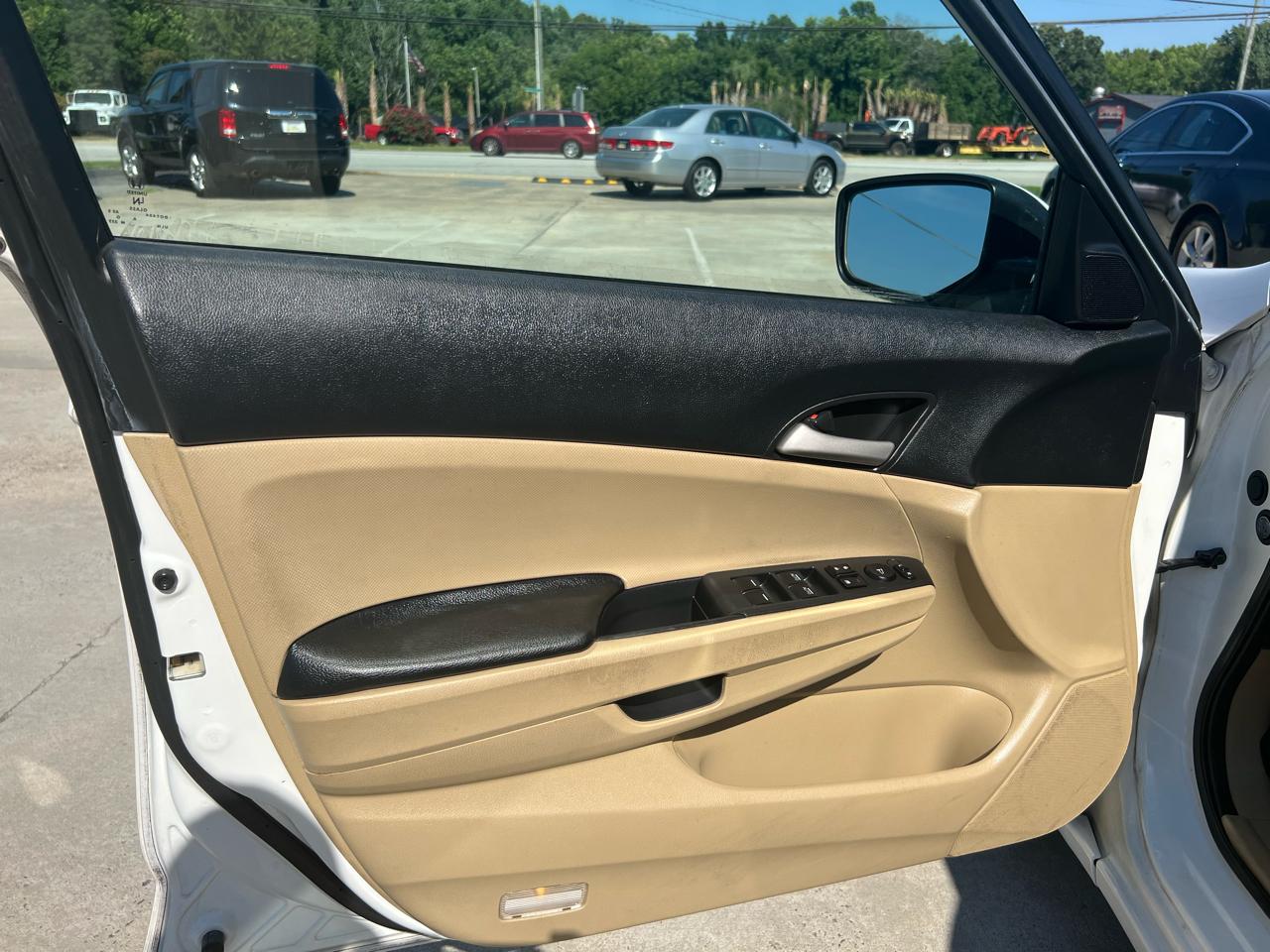 Honda Accord SE Sedan AT 2011