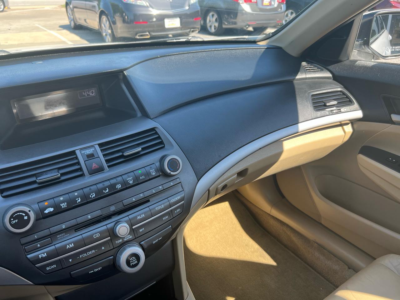 Honda Accord SE Sedan AT 2011