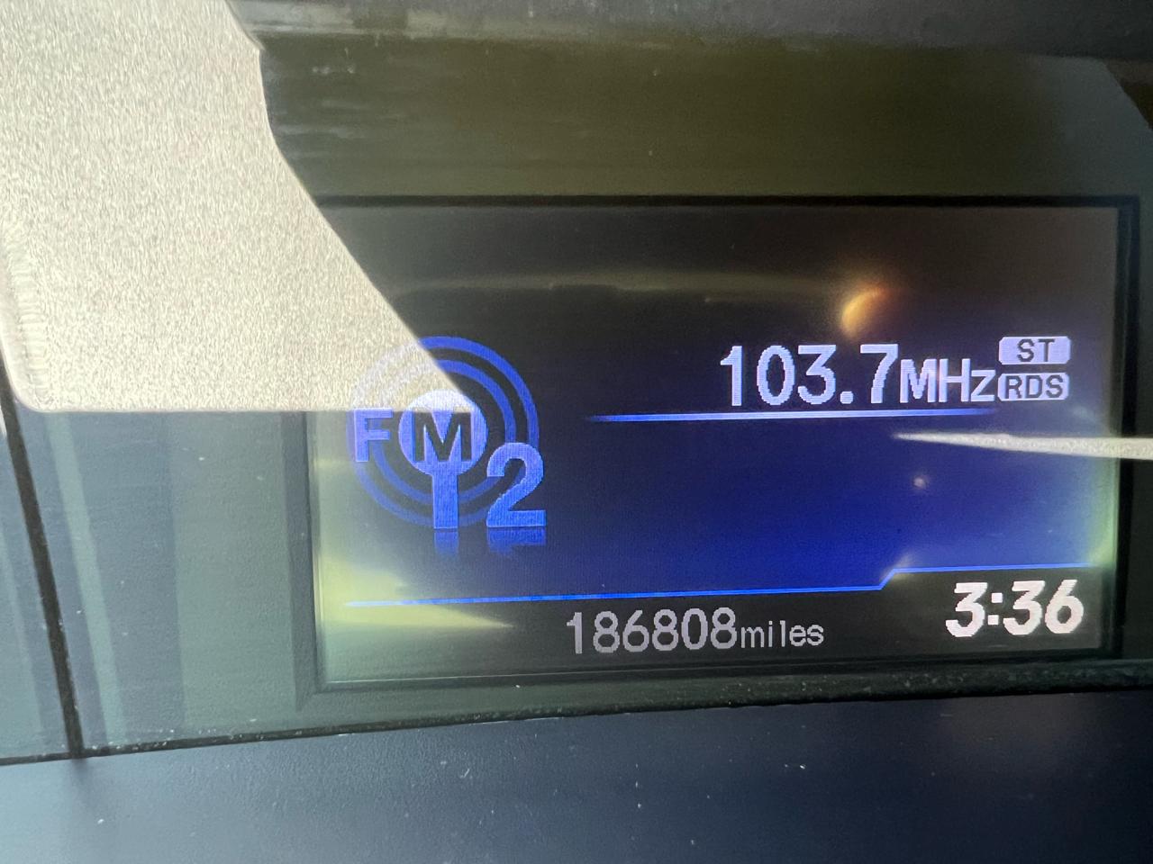 Honda Civic LX Sedan 5-Speed AT 2012