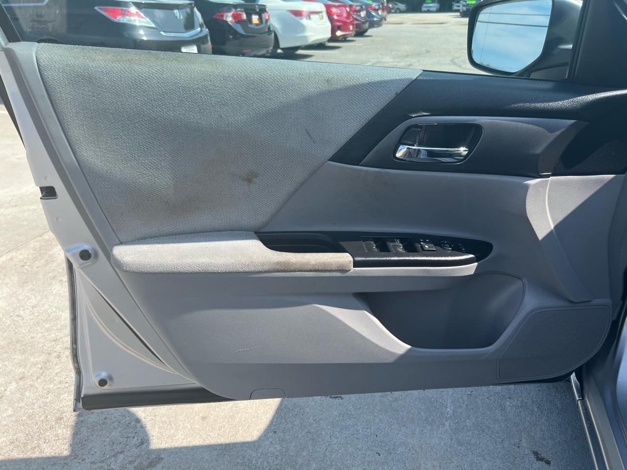 Honda Accord LX Sedan CVT 2013