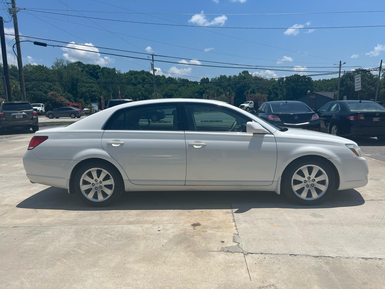 Toyota Avalon XLS 2006