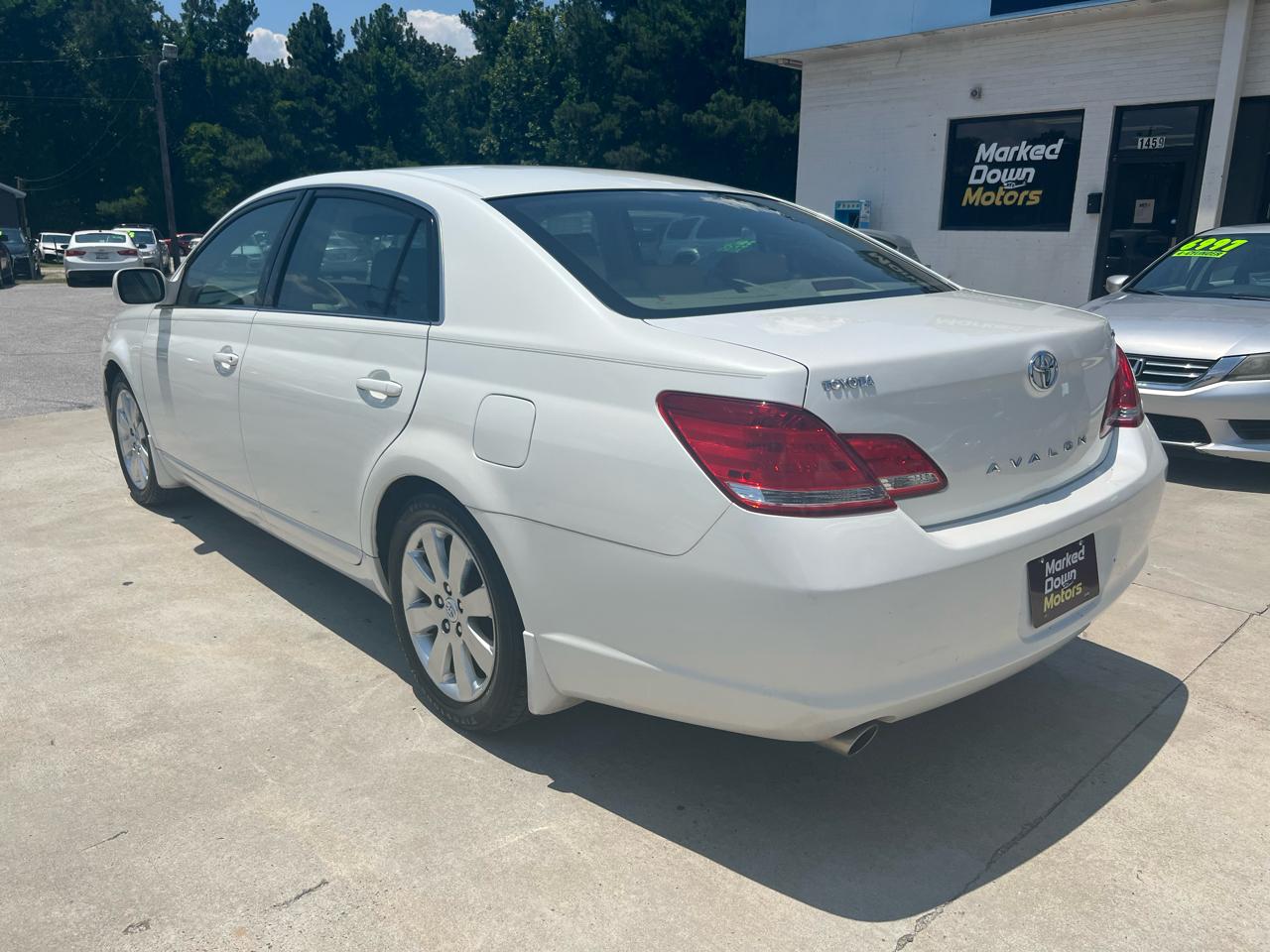 Toyota Avalon XLS 2006