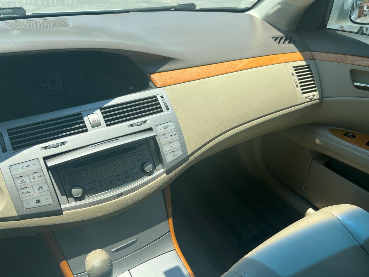 Toyota Avalon XLS 2006