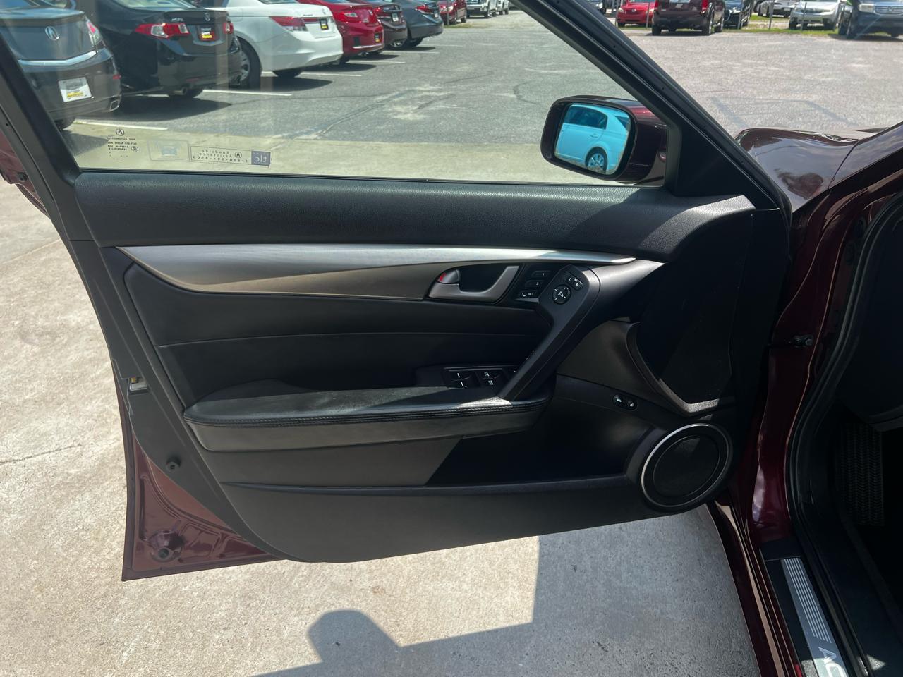 Acura TL 5-Speed AT with Tech Package 2009