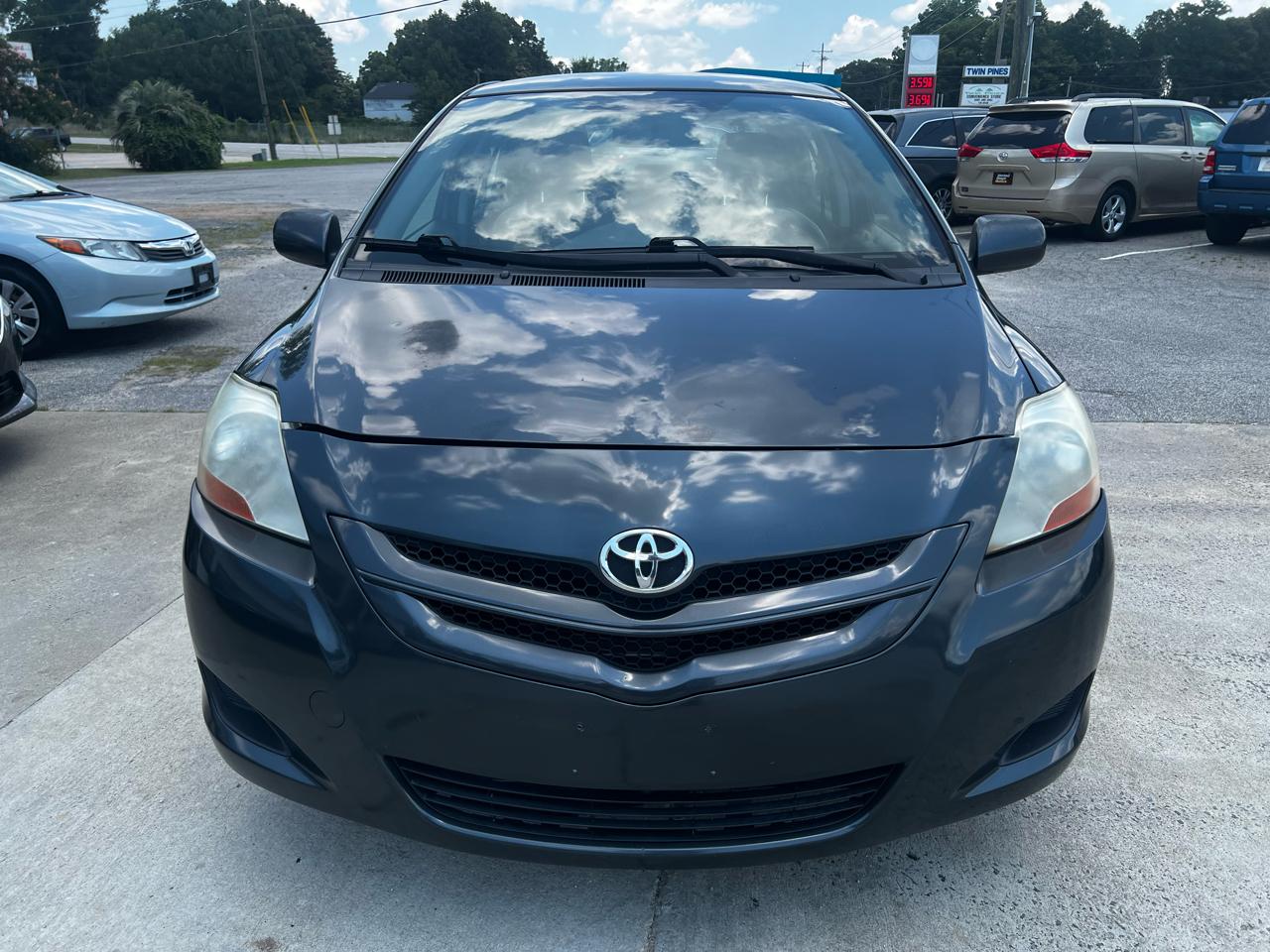 Toyota Yaris Sedan 2007