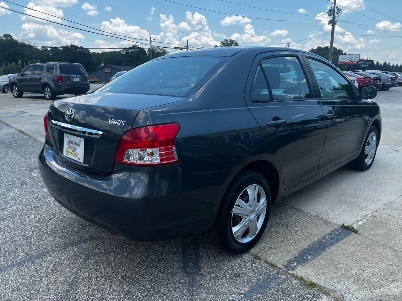 Toyota Yaris Sedan 2007