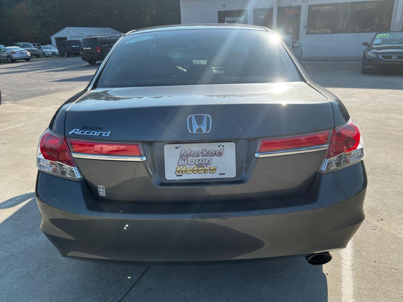 Honda Accord LX-P Sedan AT 2011