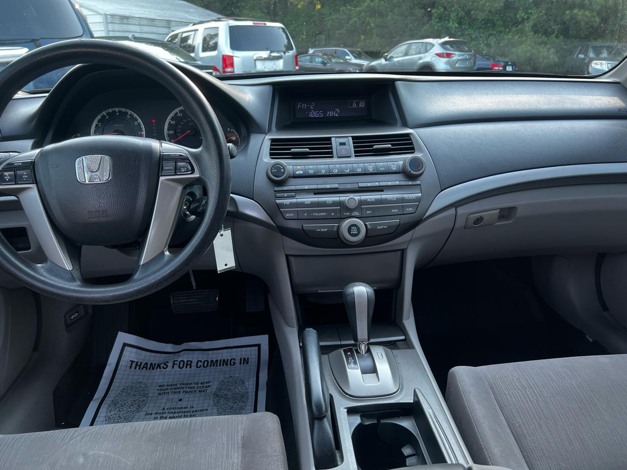 Honda Accord LX-P Sedan AT 2011