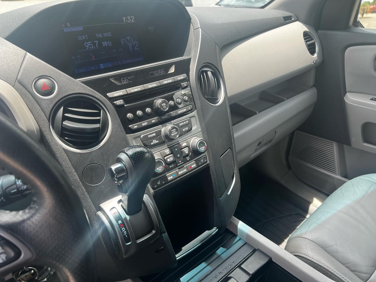 Honda Pilot EX-L 2WD 5-Spd AT 2012
