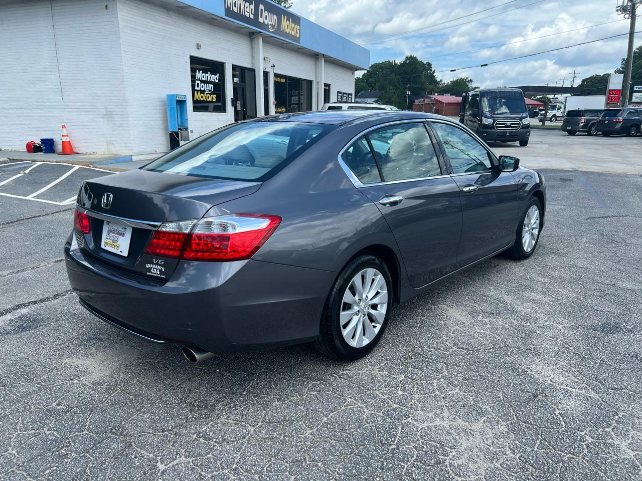 Honda Accord EX-L V6 Sedan AT 2013