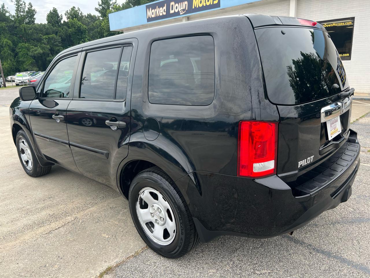 Honda Pilot LX 2WD 5-Spd AT 2012