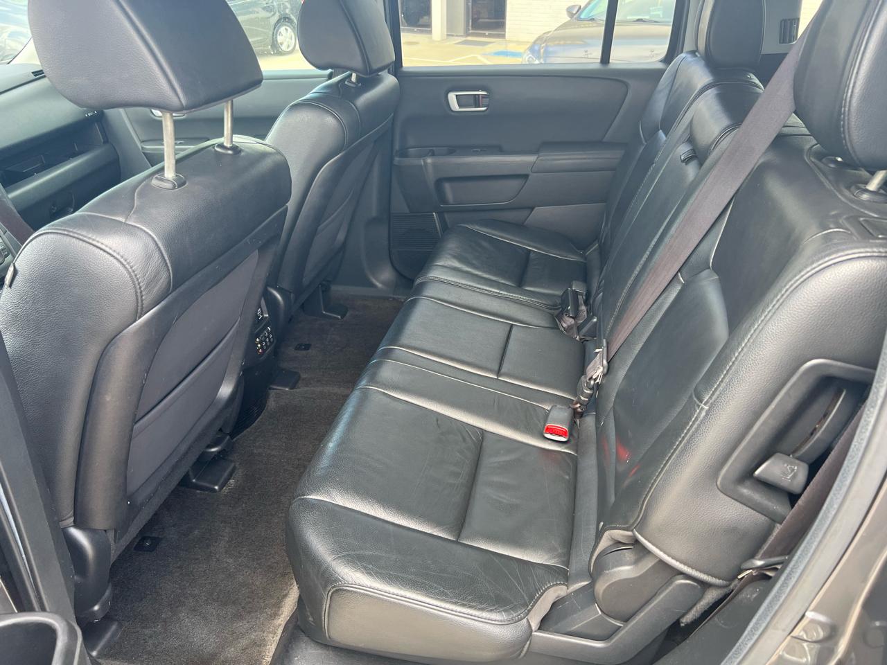 Honda Pilot EX-L 2WD 5-Spd AT with DVD 2012