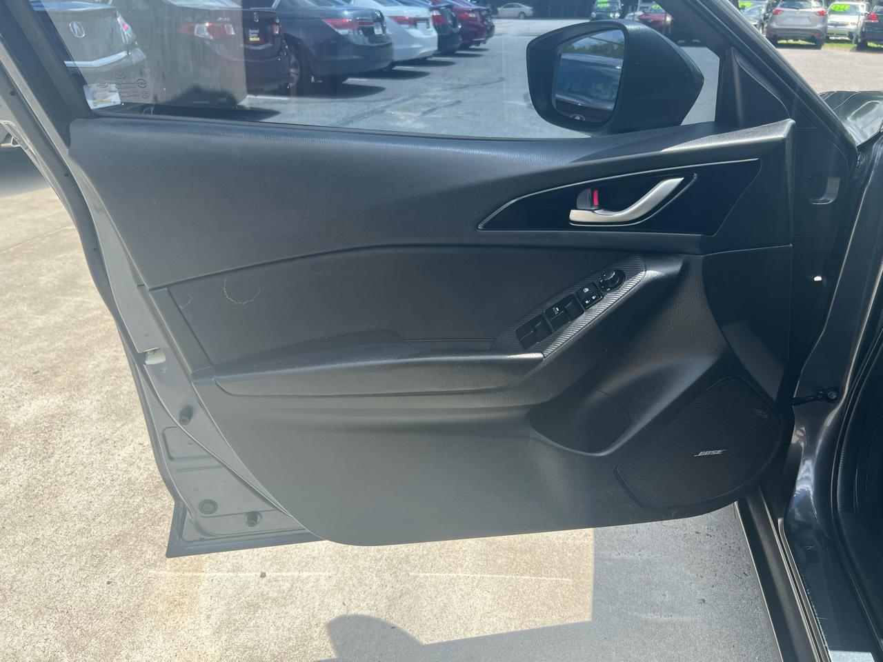 Mazda MAZDA3 i Touring AT 4-Door 2015