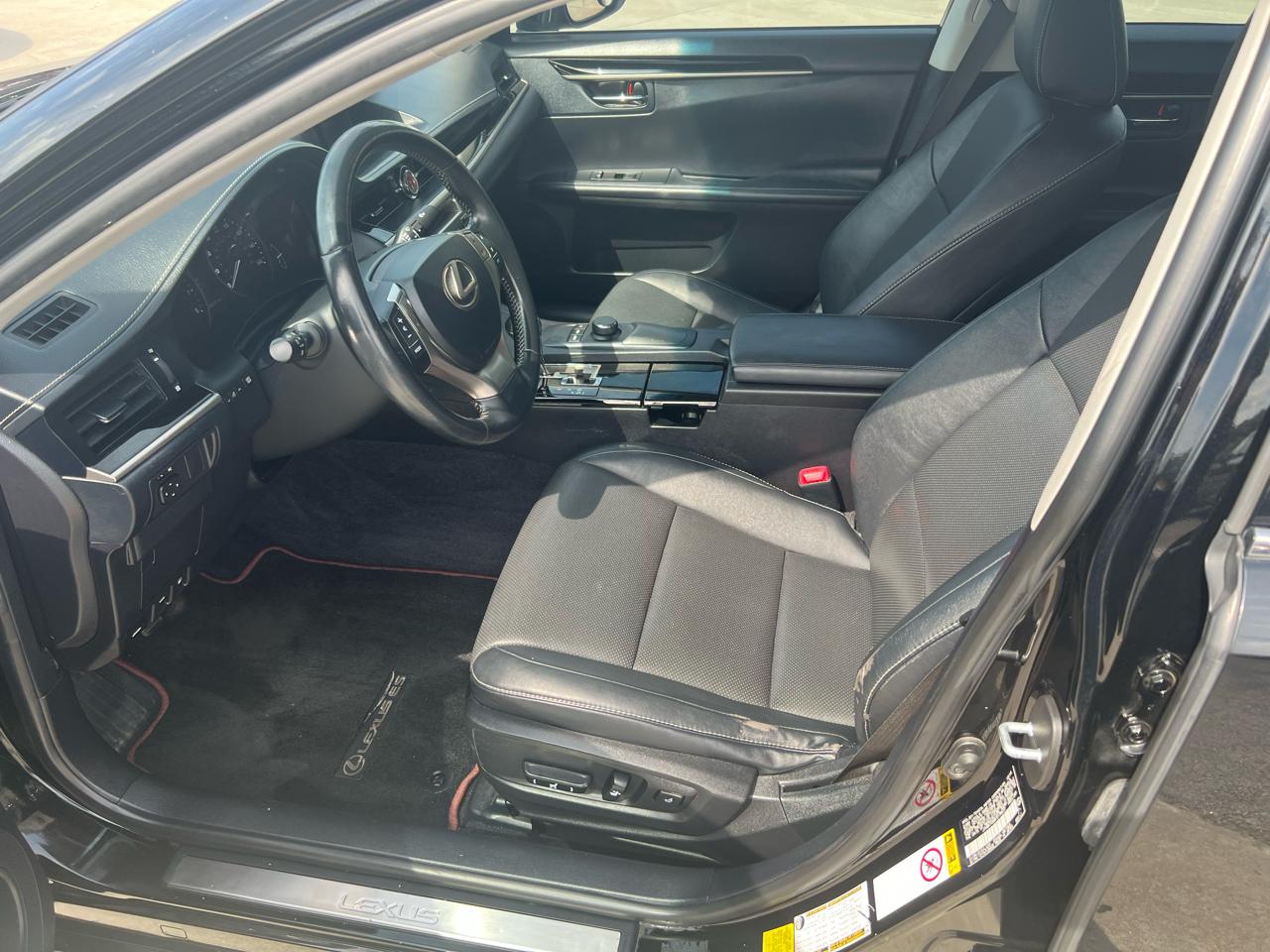 Lexus ES 350 Sedan 2015