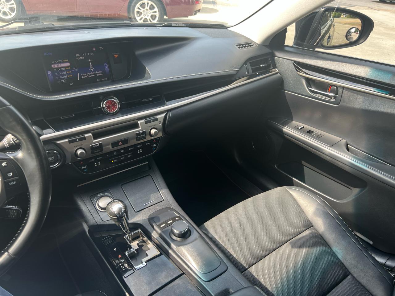 Lexus ES 350 Sedan 2015