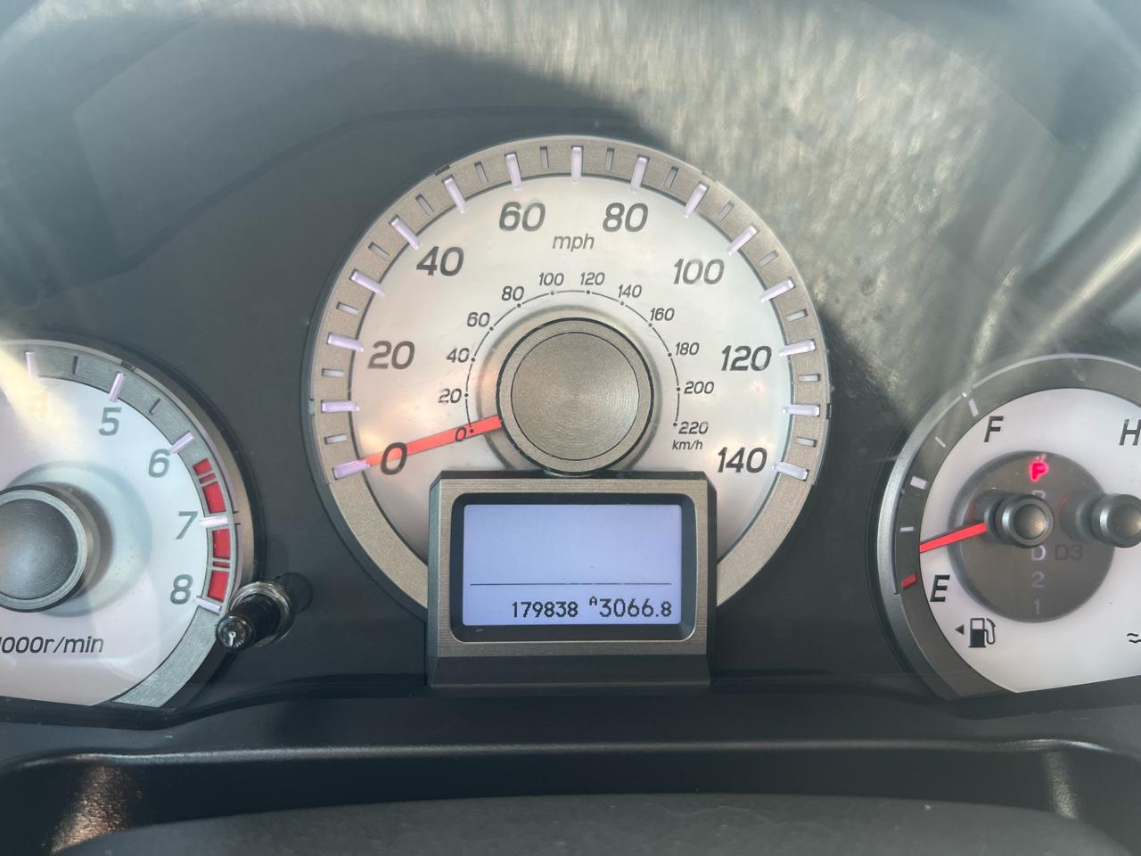 Honda Pilot Touring 2WD 5-Spd AT with DVD 2014
