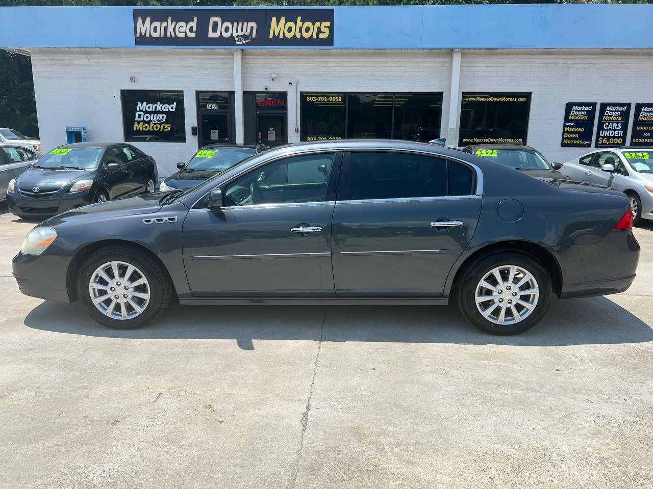 Buick Lucerne CXL 2011