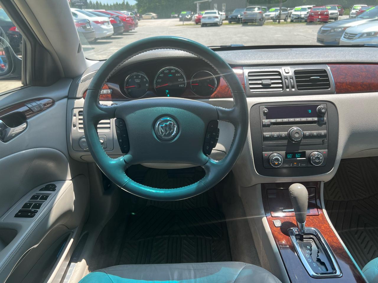 Buick Lucerne CXL 2011
