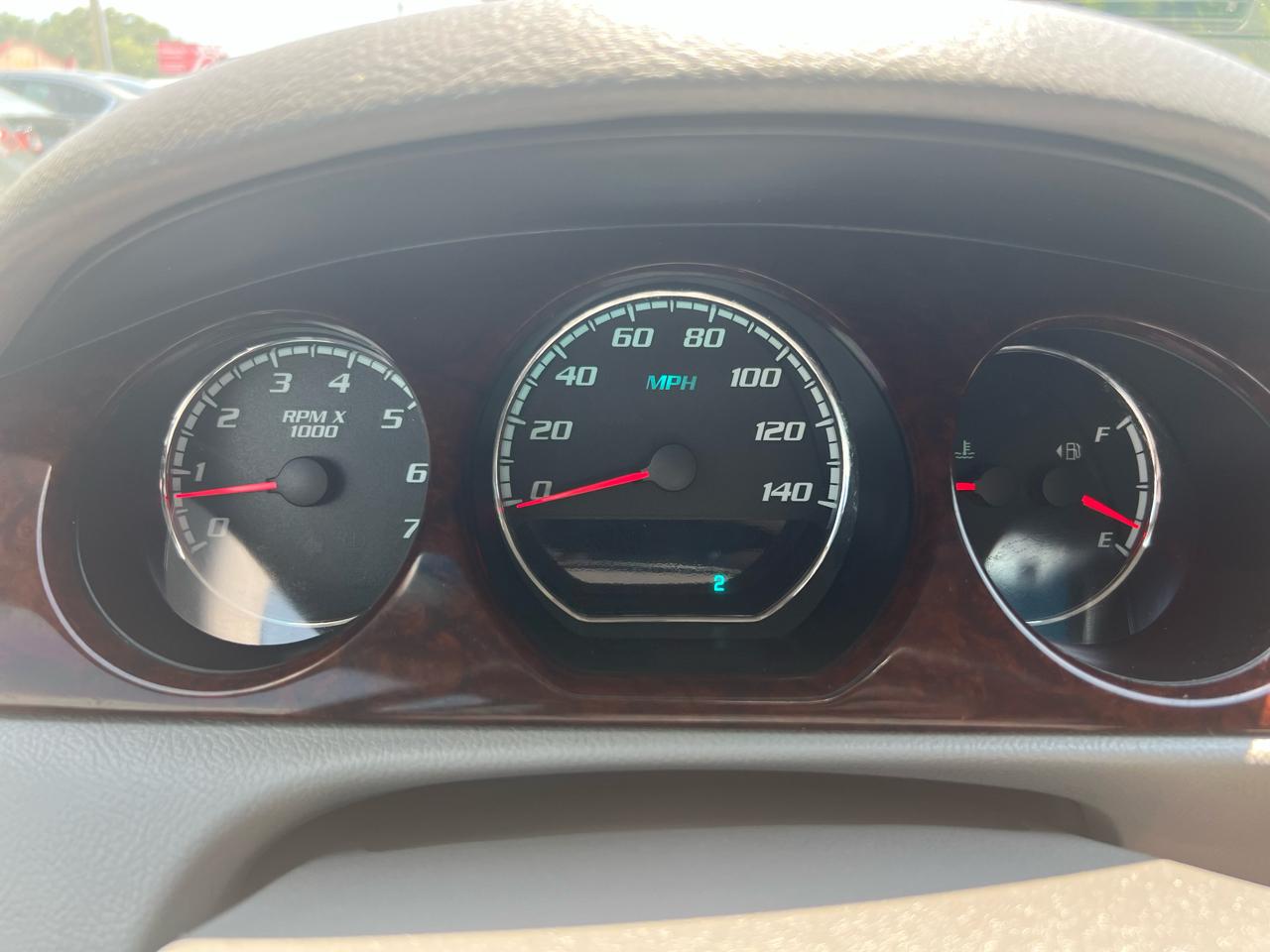 Buick Lucerne CXL 2011