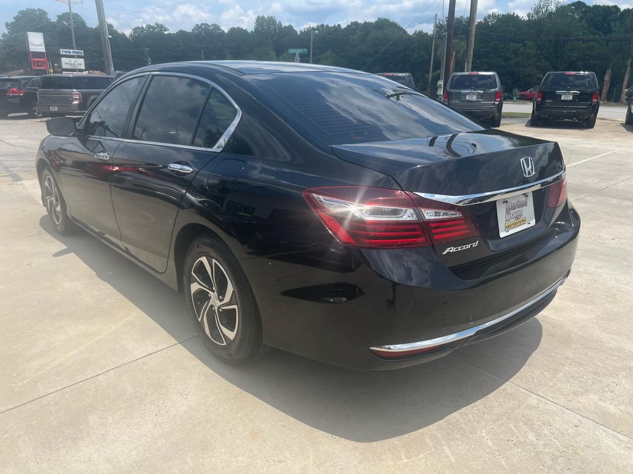 Honda Accord LX Sedan CVT 2017