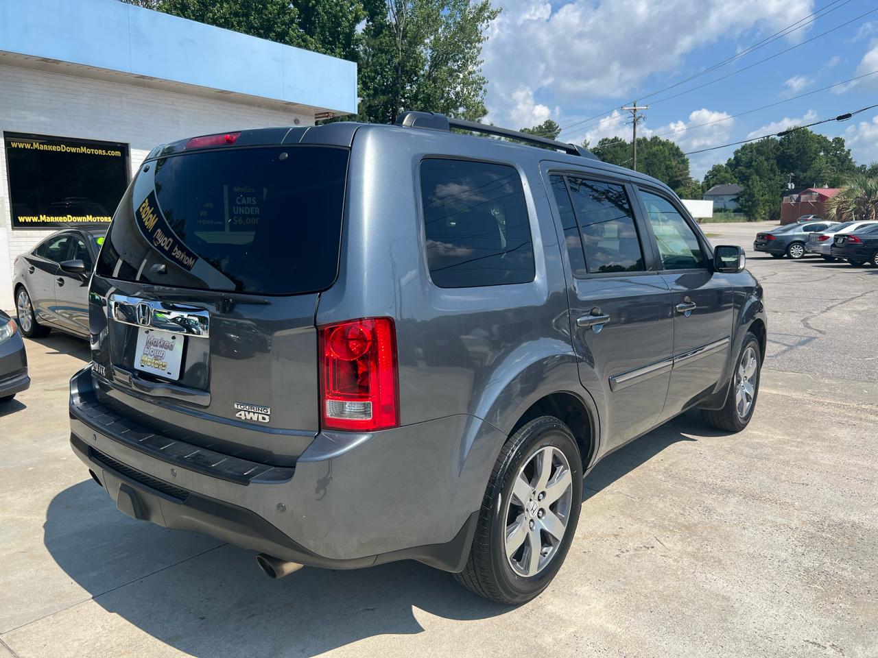 Honda Pilot Touring 4WD 5-Spd AT with DVD 2013