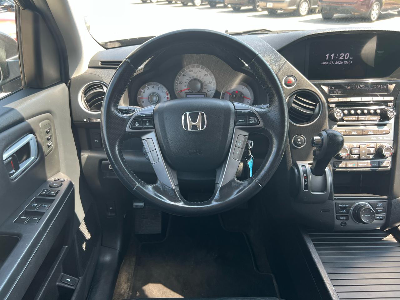 Honda Pilot Touring 4WD 5-Spd AT with DVD 2013