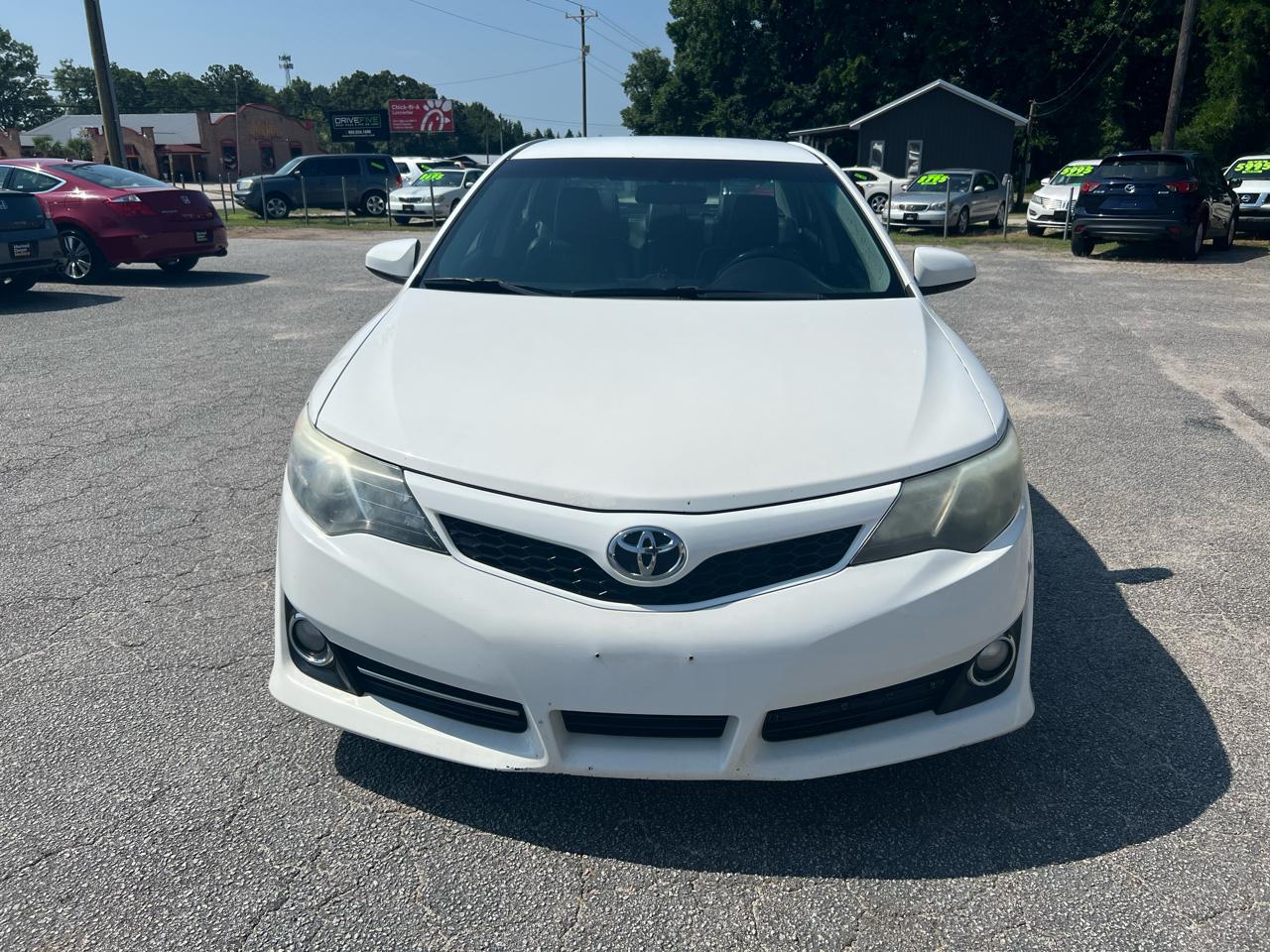 Toyota Camry SE 2014