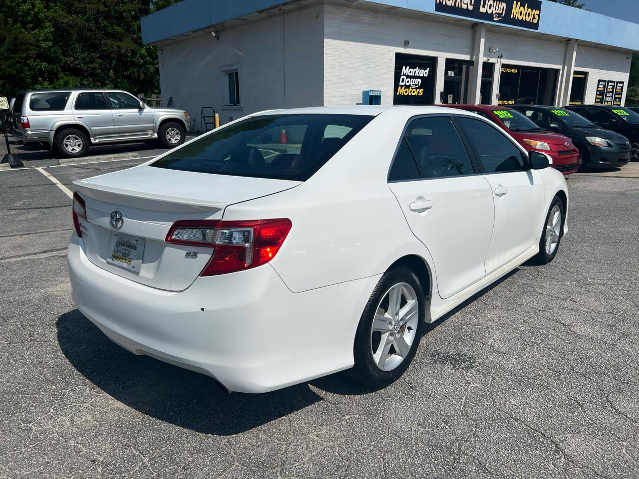Toyota Camry SE 2014