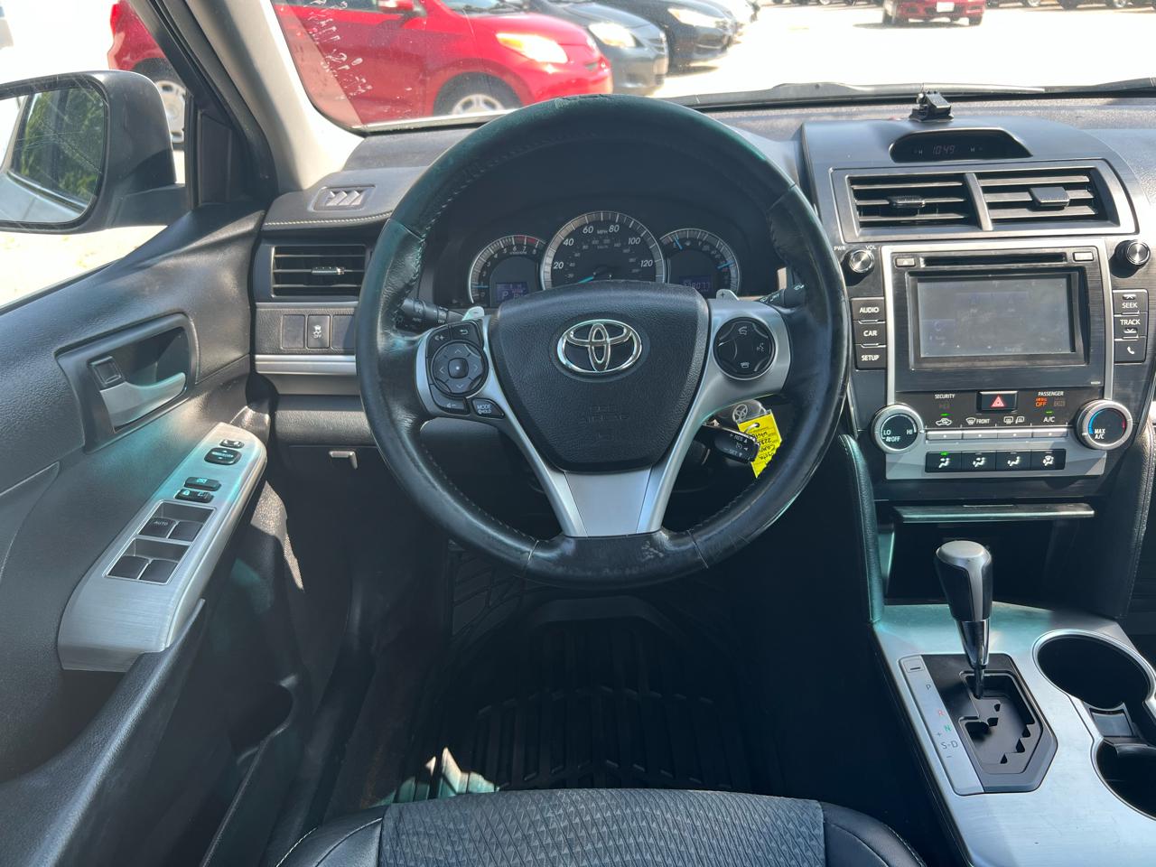 Toyota Camry SE 2014