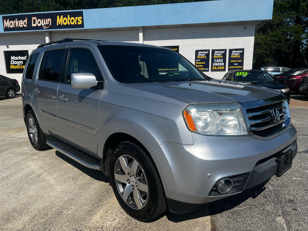 Honda Pilot Touring 4WD 5-Spd AT with DVD 2015