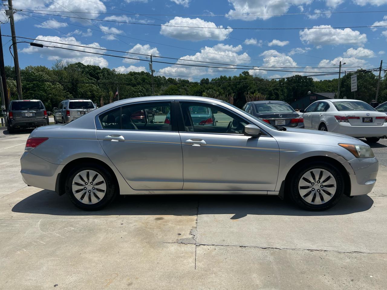 Honda Accord LX sedan AT 2009