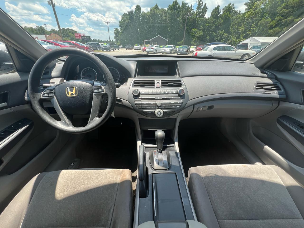 Honda Accord LX sedan AT 2009