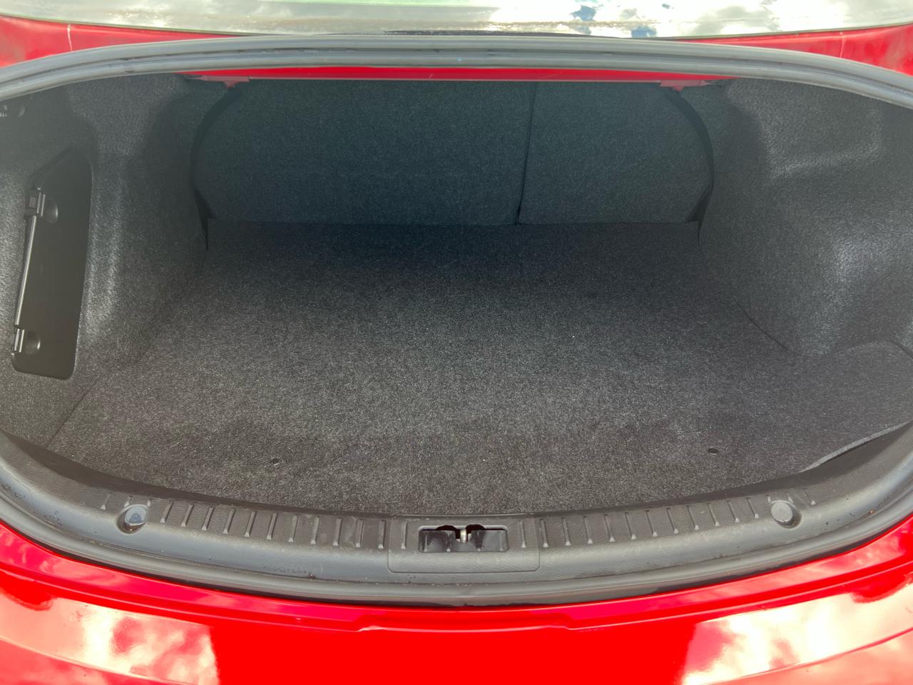 Mazda MAZDA3 i Touring AT 4-Door 2013