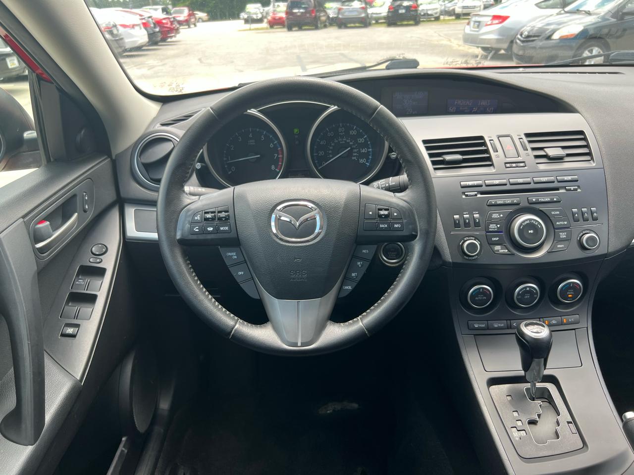 Mazda MAZDA3 i Touring AT 4-Door 2013