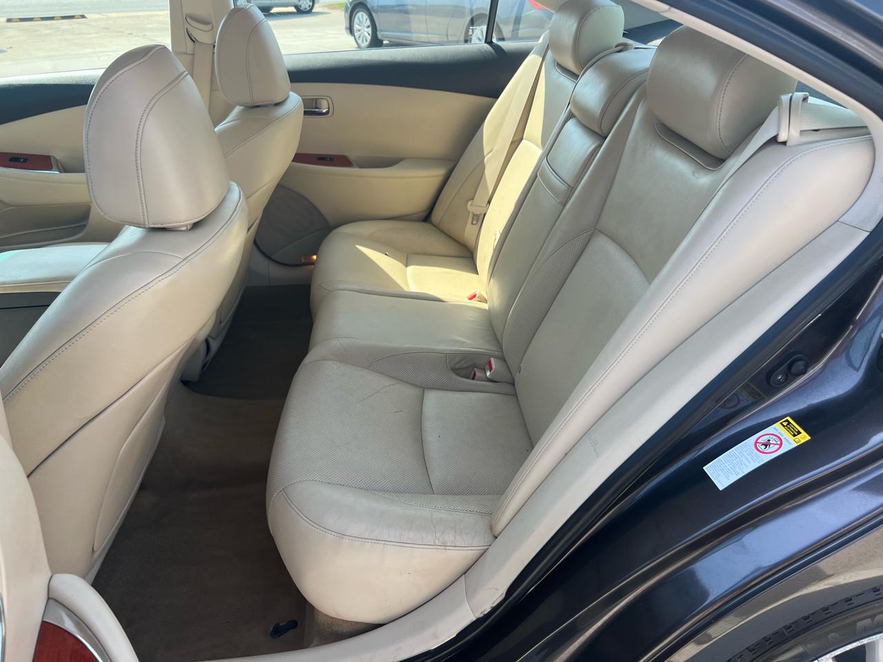 Lexus ES 350 Sedan 2010